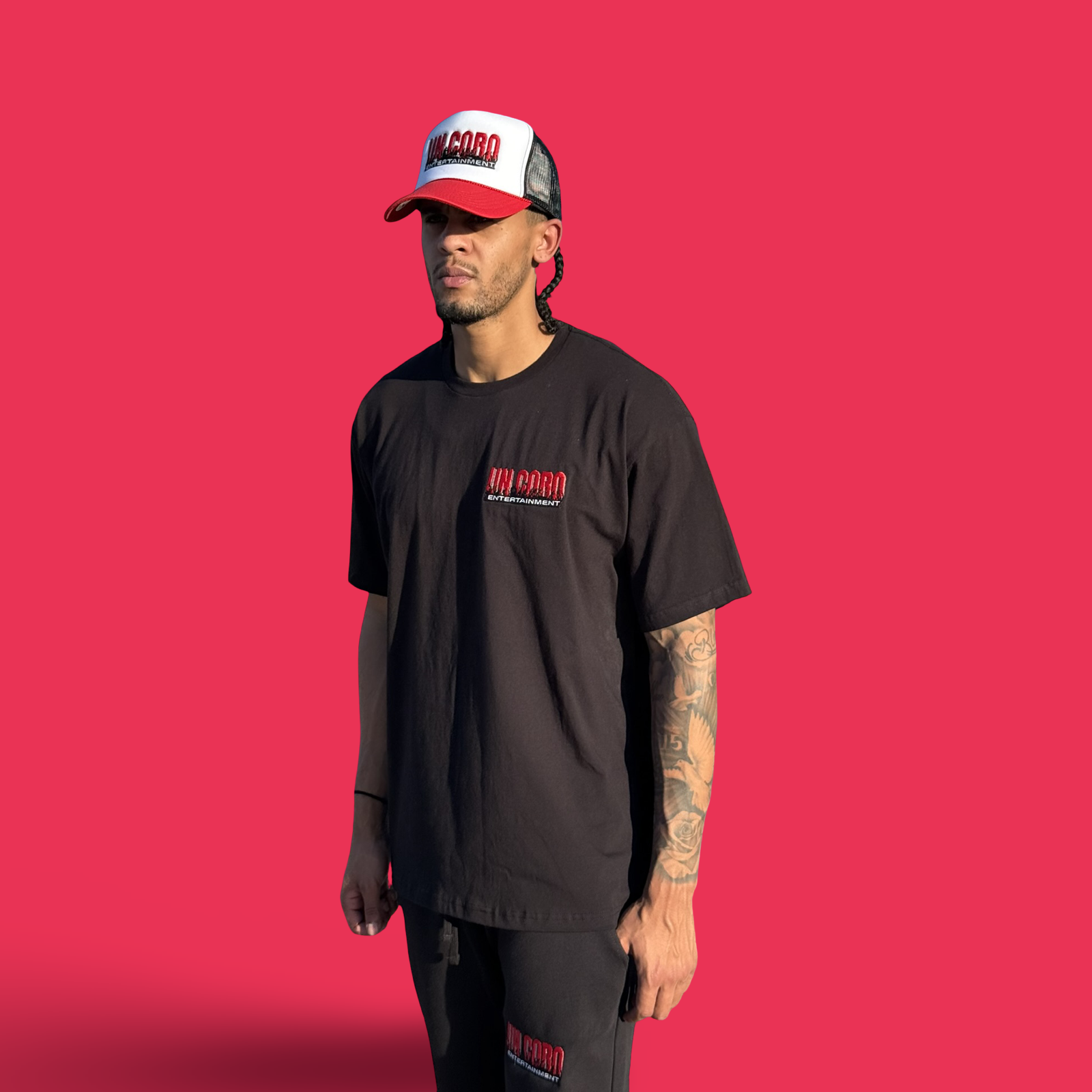 UN CORO. ENT Short Sleeve  T-shirt