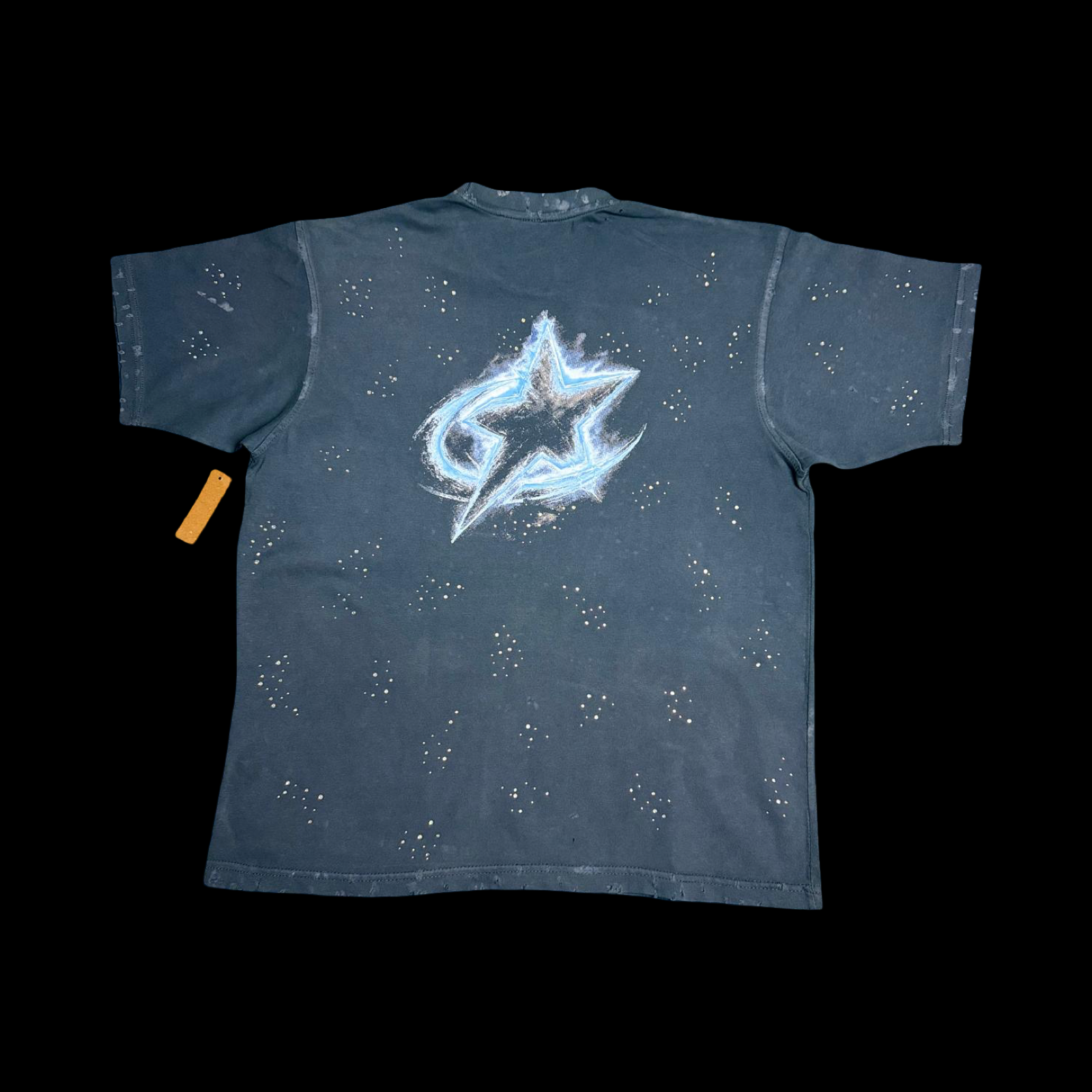 SHORT SLEEVE T-SHIRT / BY {UN CORO ENT} WITH RHINESTONE AND PRINT DESIGN