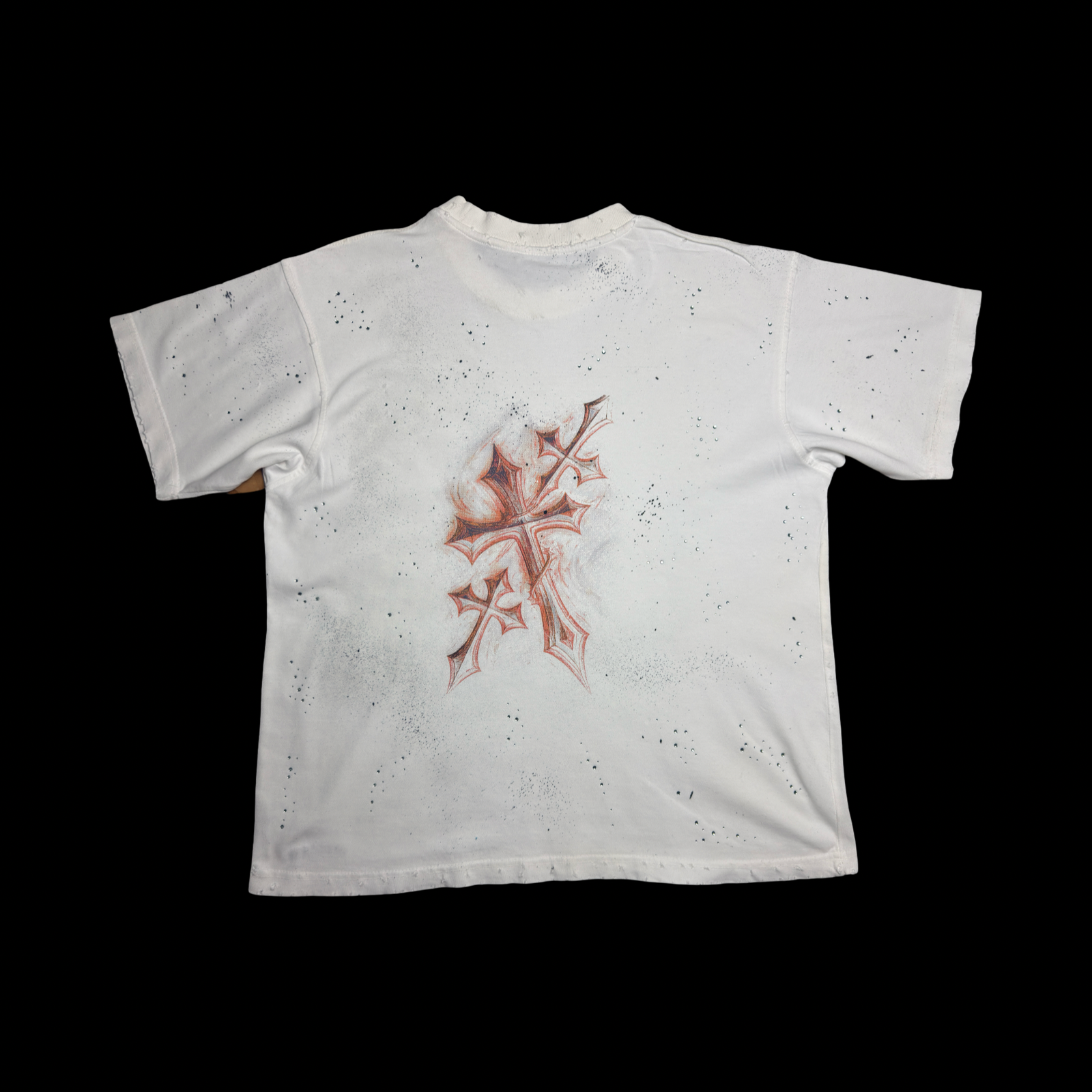 SHORT SLEEVE T-SHIRT / BY {UN CORO ENT} WITH RHINESTONE AND PRINT DESIGN